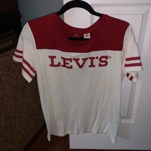 NWT Levi’s t shirt